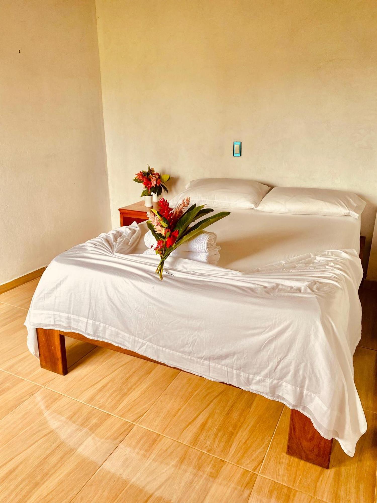 Cabanas Iracas Del Mar Nuquí Exterior foto